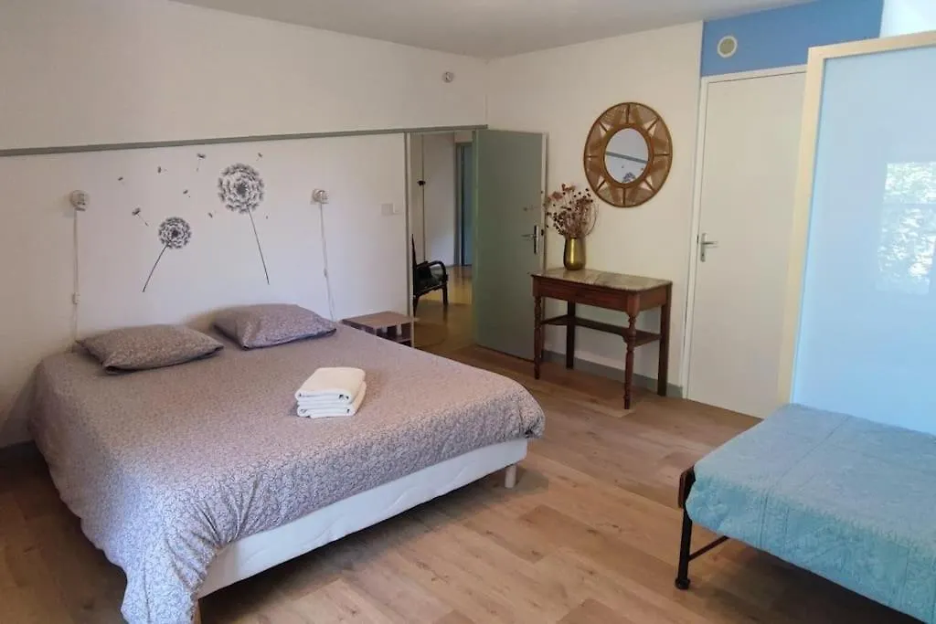 Holiday home Grande Maison Familiale La Bastide Du Puech Cransac