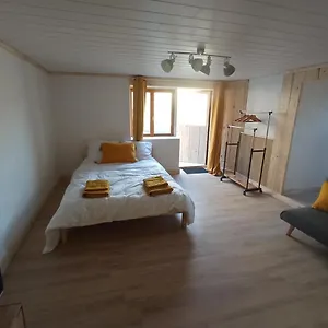 Studio Meuble Proche Des Thermes Appartement